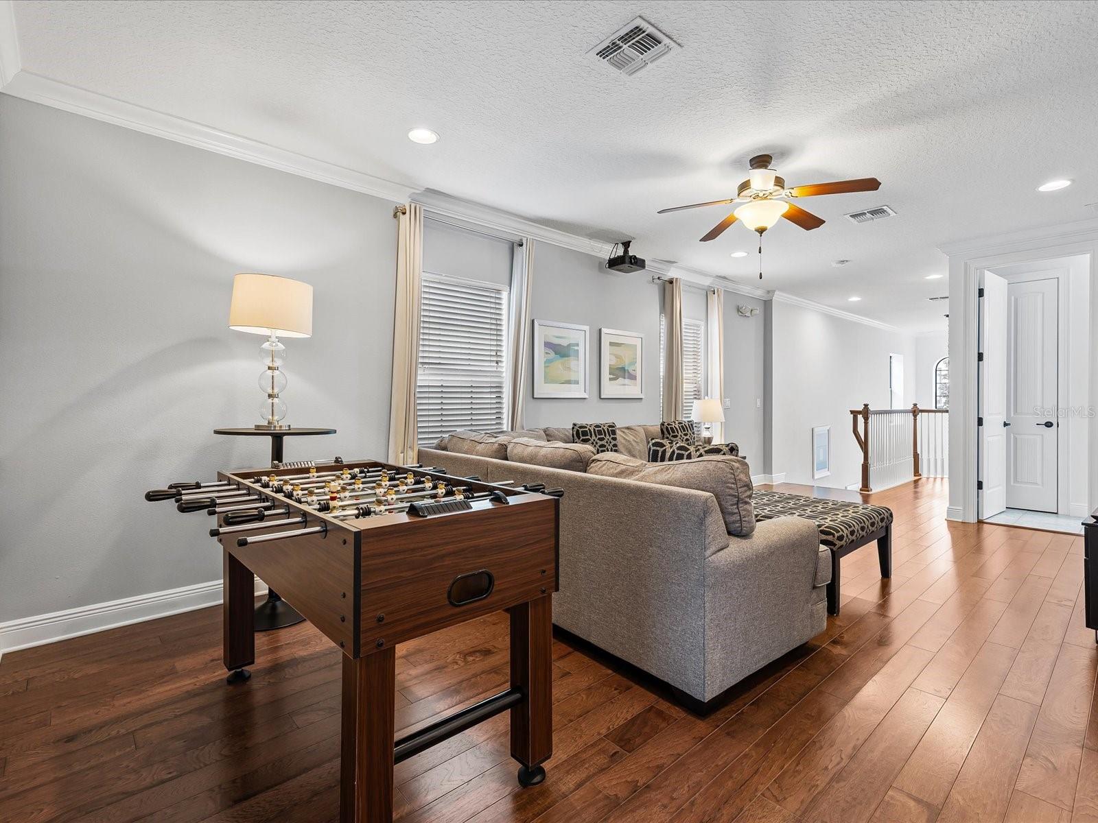 Image 21 of 66 For 733 Desert Mountain Court