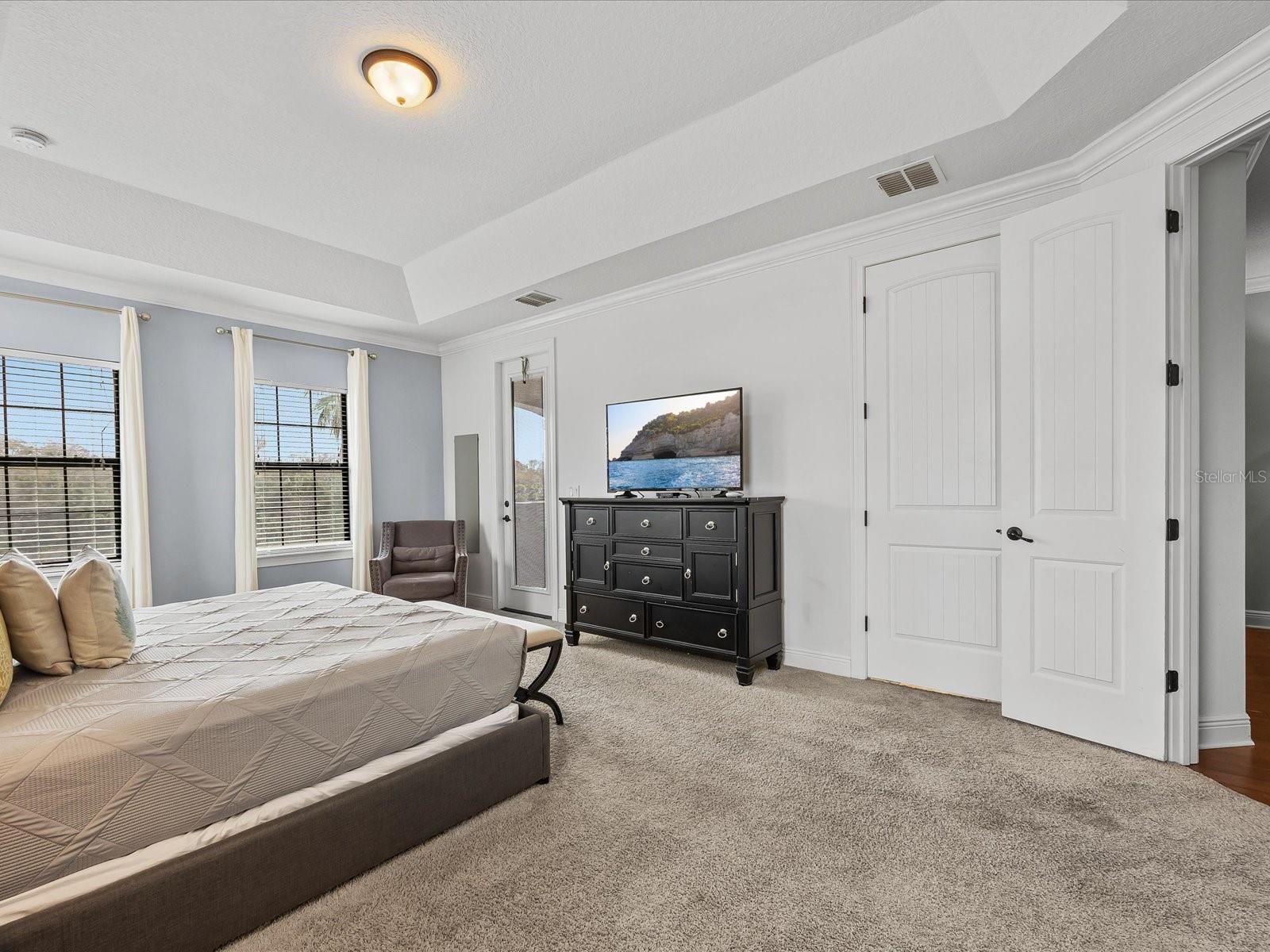 Image 23 of 66 For 733 Desert Mountain Court