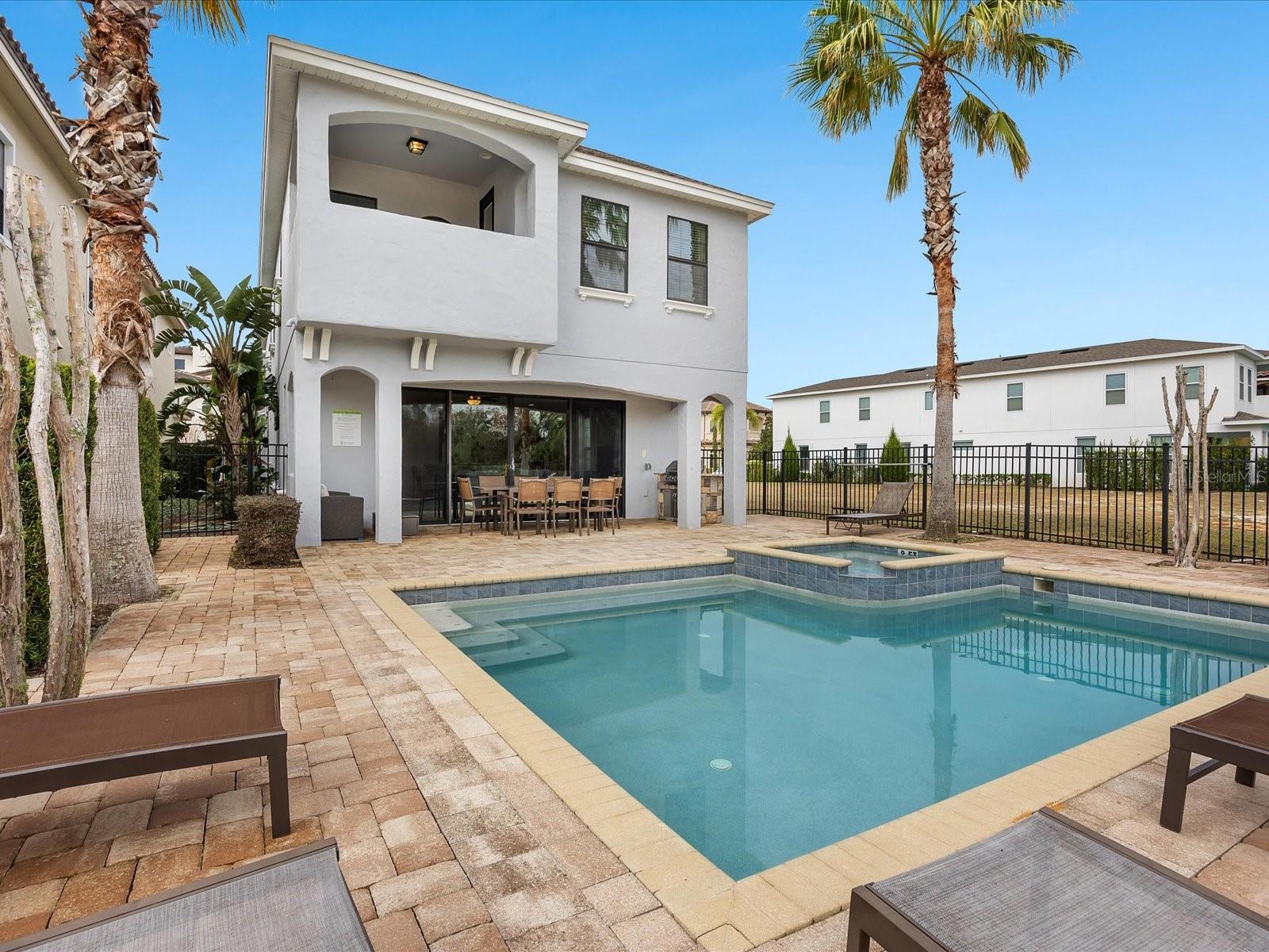 Image 5 of 66 For 733 Desert Mountain Court