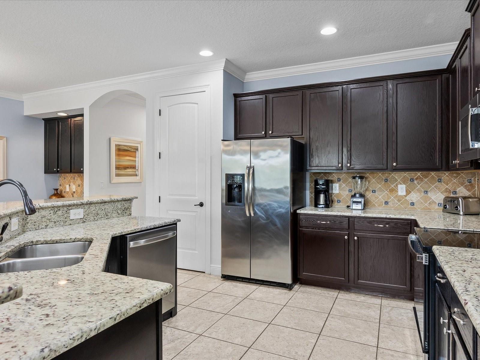 Image 9 of 66 For 733 Desert Mountain Court
