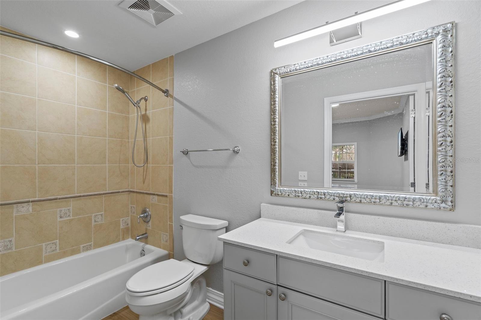 Image 11 of 33 For 7658 Whisper Way 202