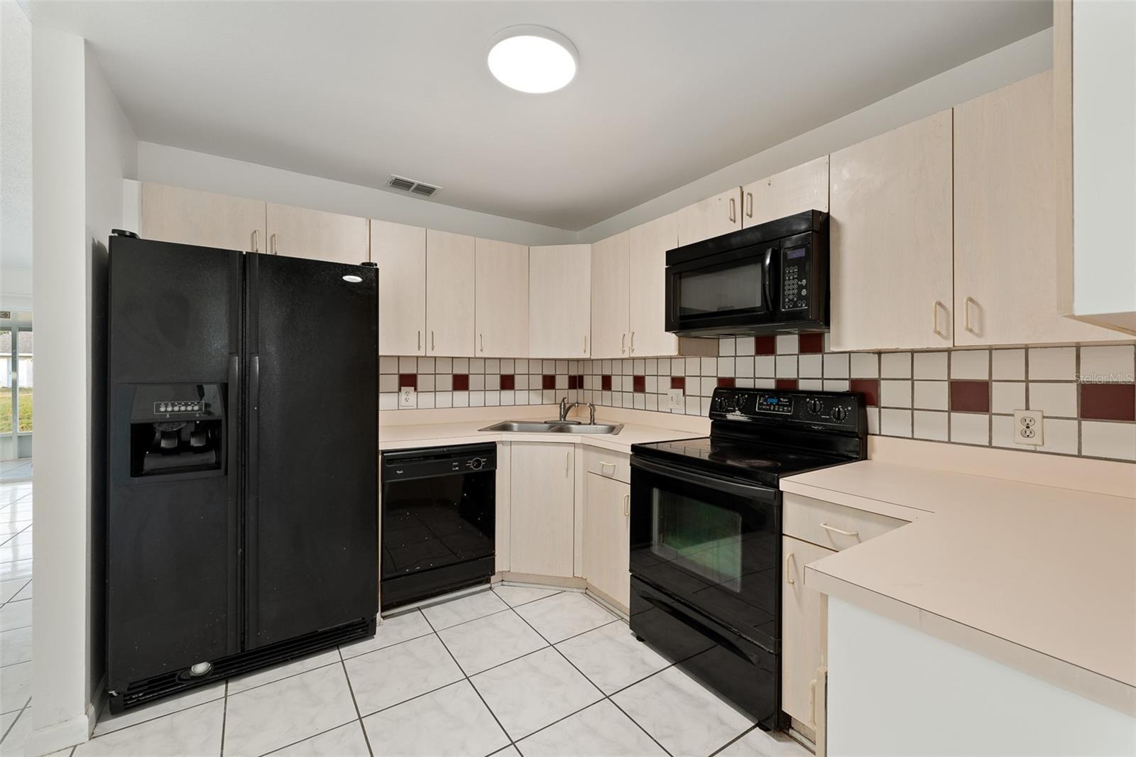 Image 10 of 20 For 511 Cardinal Drive