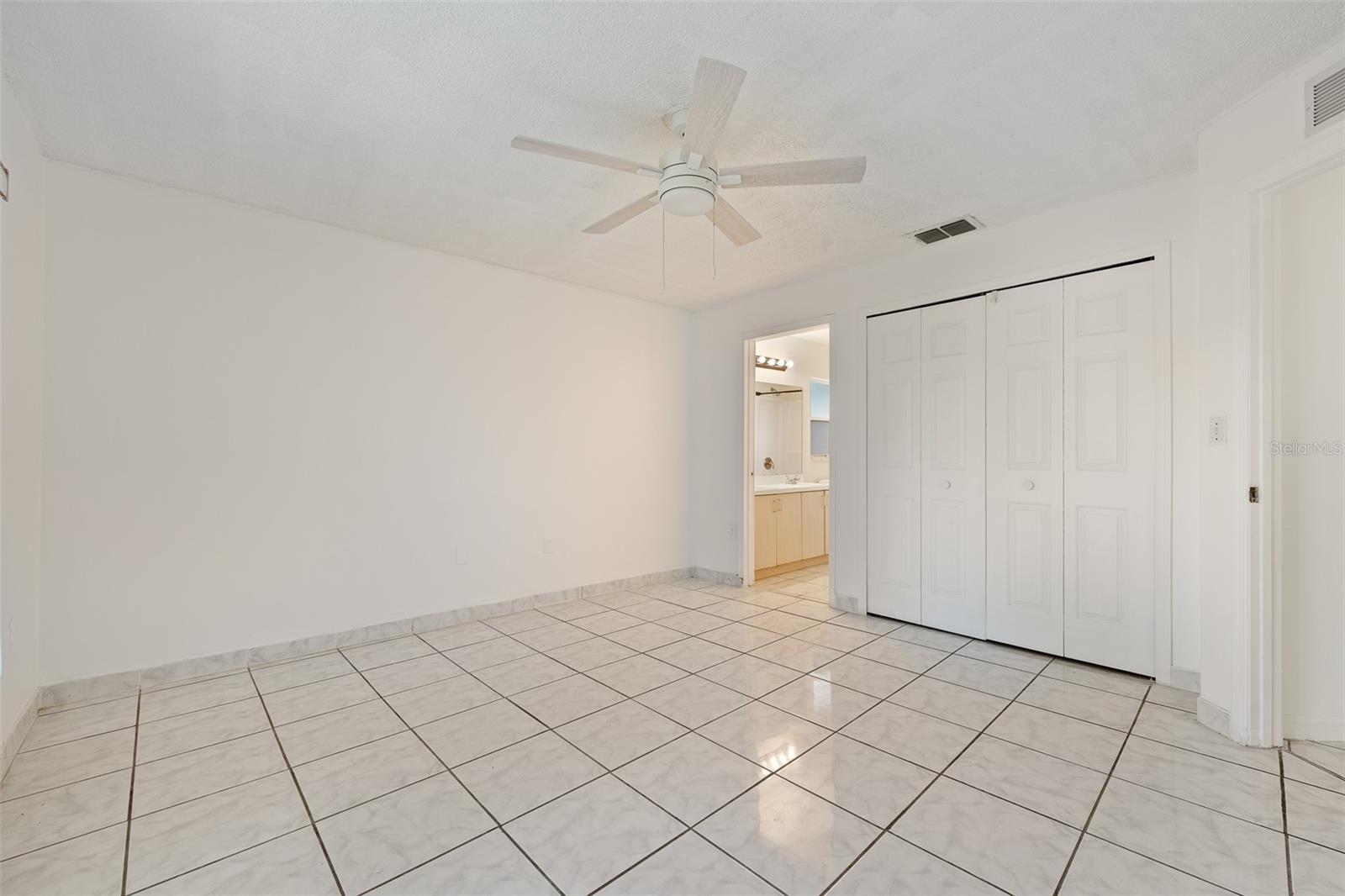 Image 12 of 20 For 511 Cardinal Drive
