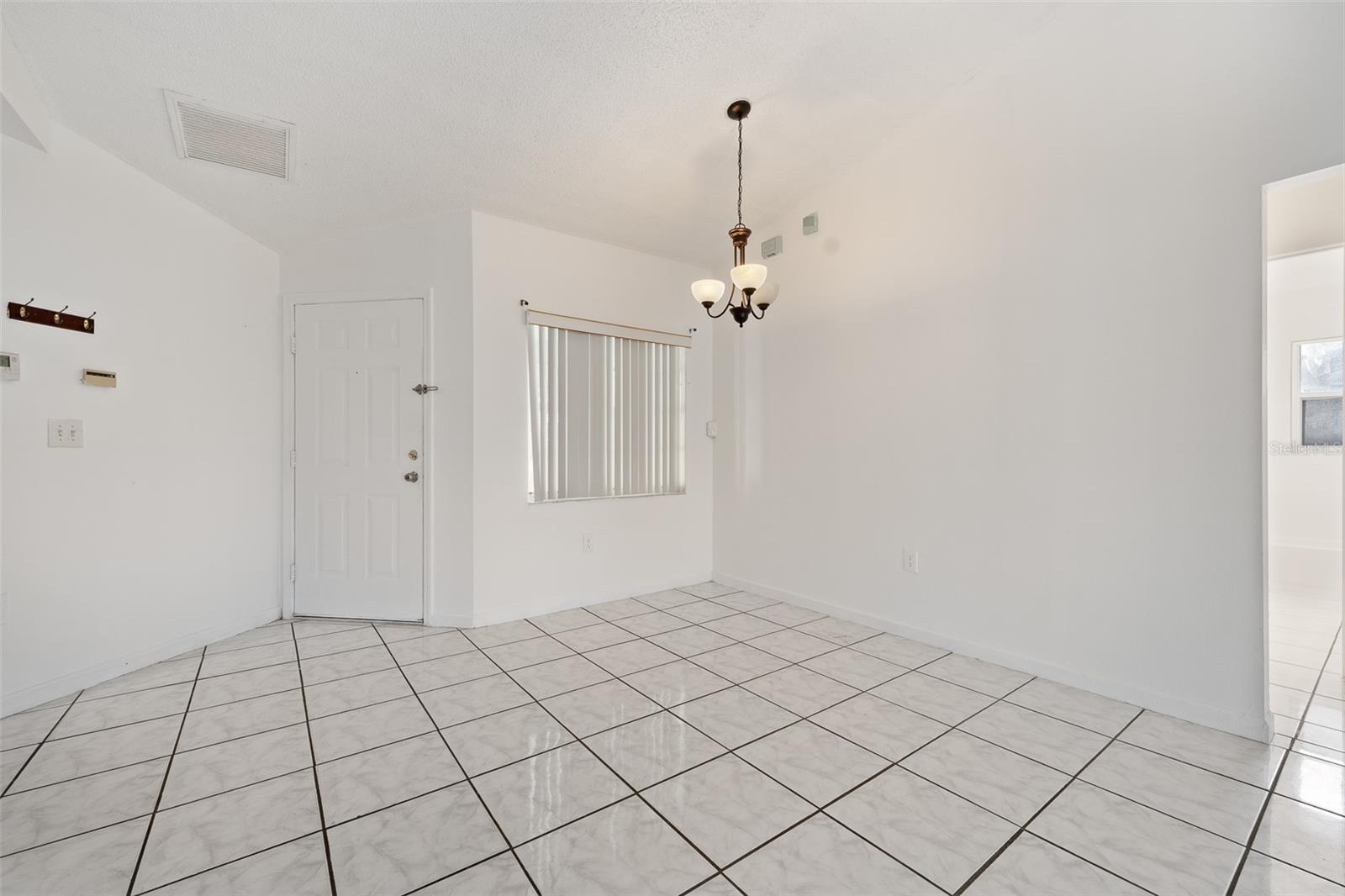 Image 8 of 20 For 511 Cardinal Drive