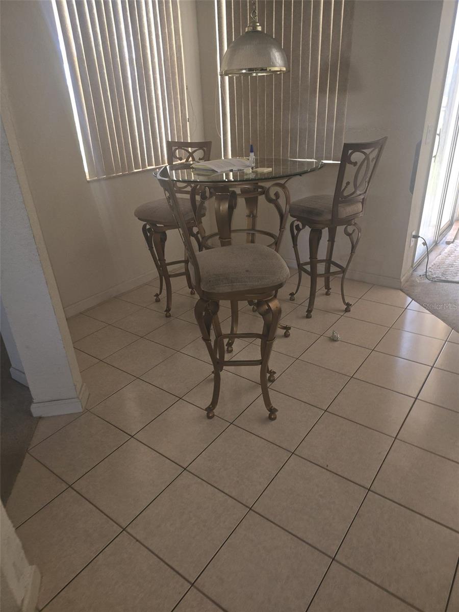 Image 4 of 20 For 2889 Paige Drive