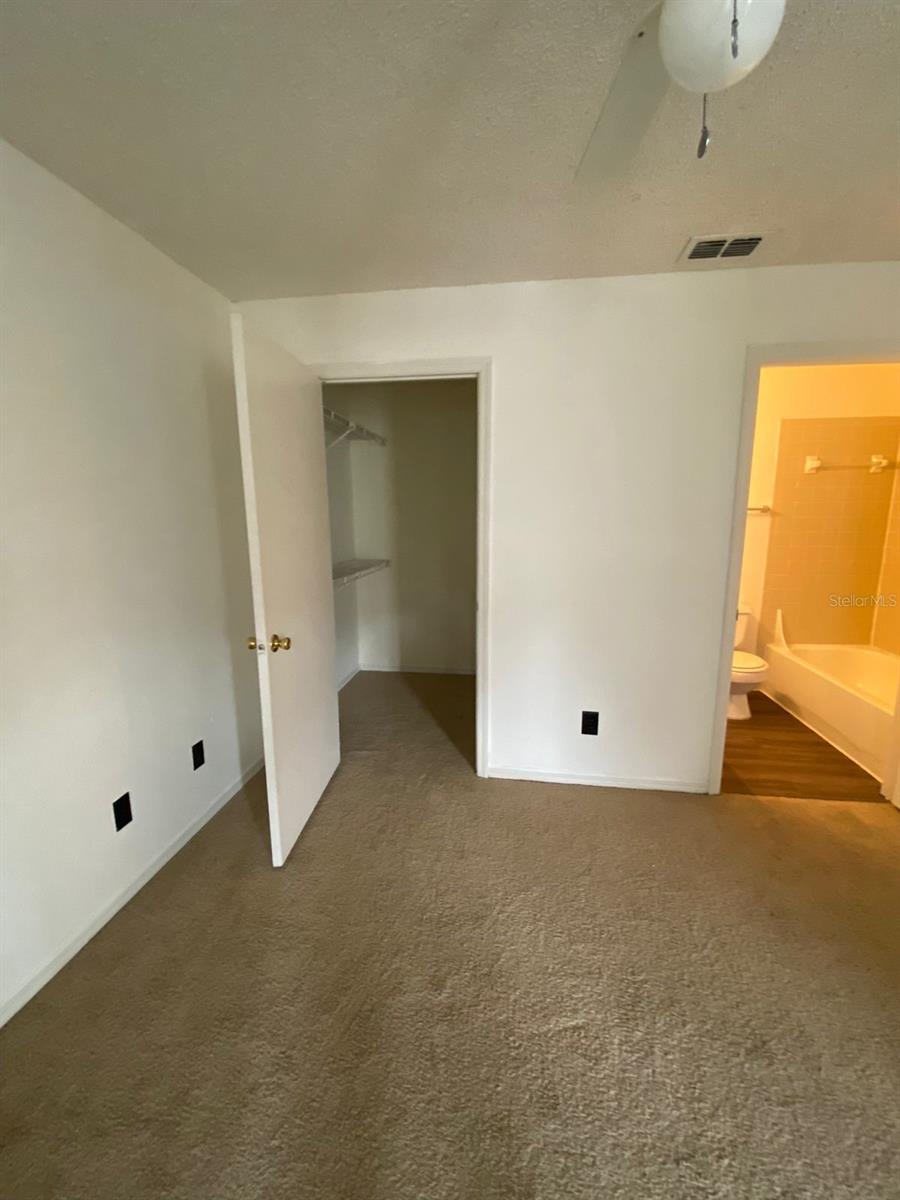 Image 21 of 38 For 1061 Hiawassee Road 1712