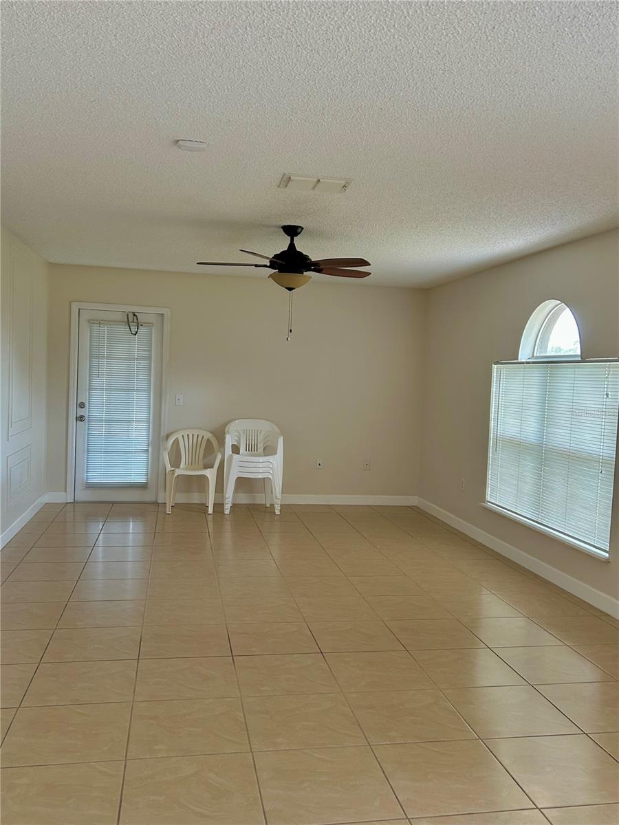 Image 13 of 34 For 2403 Melissa Ann Ct
