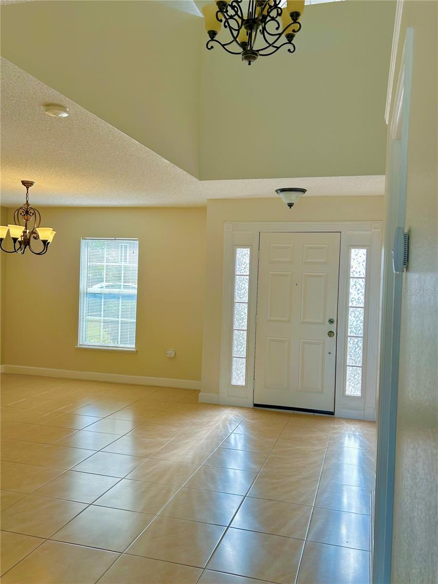 Image 4 of 34 For 2403 Melissa Ann Ct