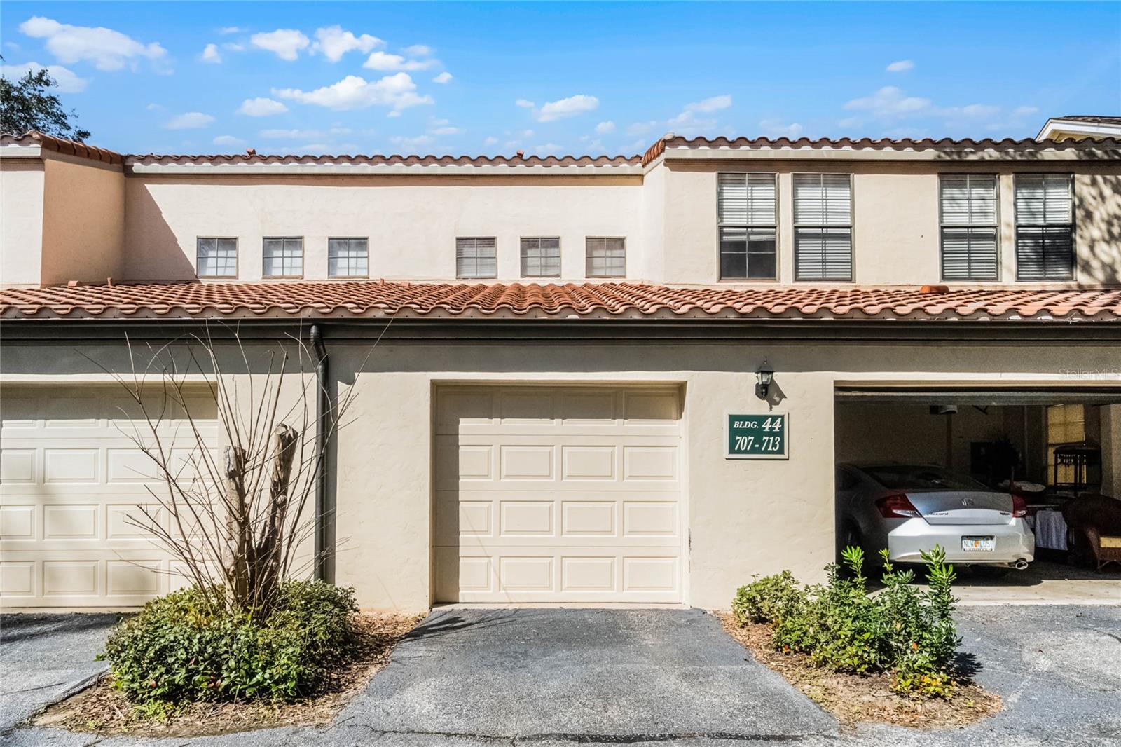 Image 19 of 20 For 709 Centervale Drive