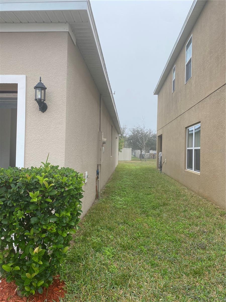 Image 10 of 41 For 3257 Emilio Place