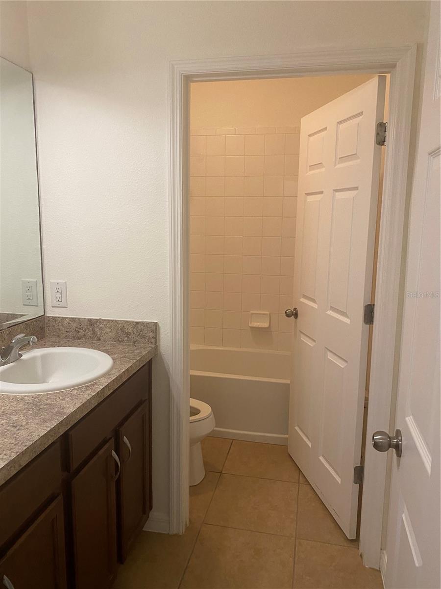 Image 21 of 41 For 3257 Emilio Place