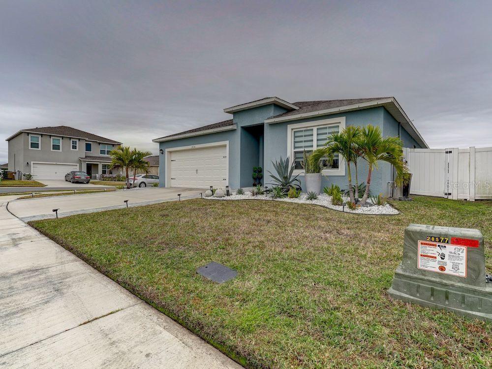 Image 2 of 53 For 1836 Delrose Road