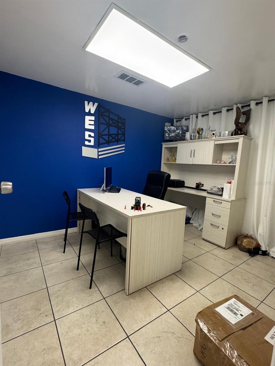 Image 4 of 11 For 11435 Rocket Boulevard 108