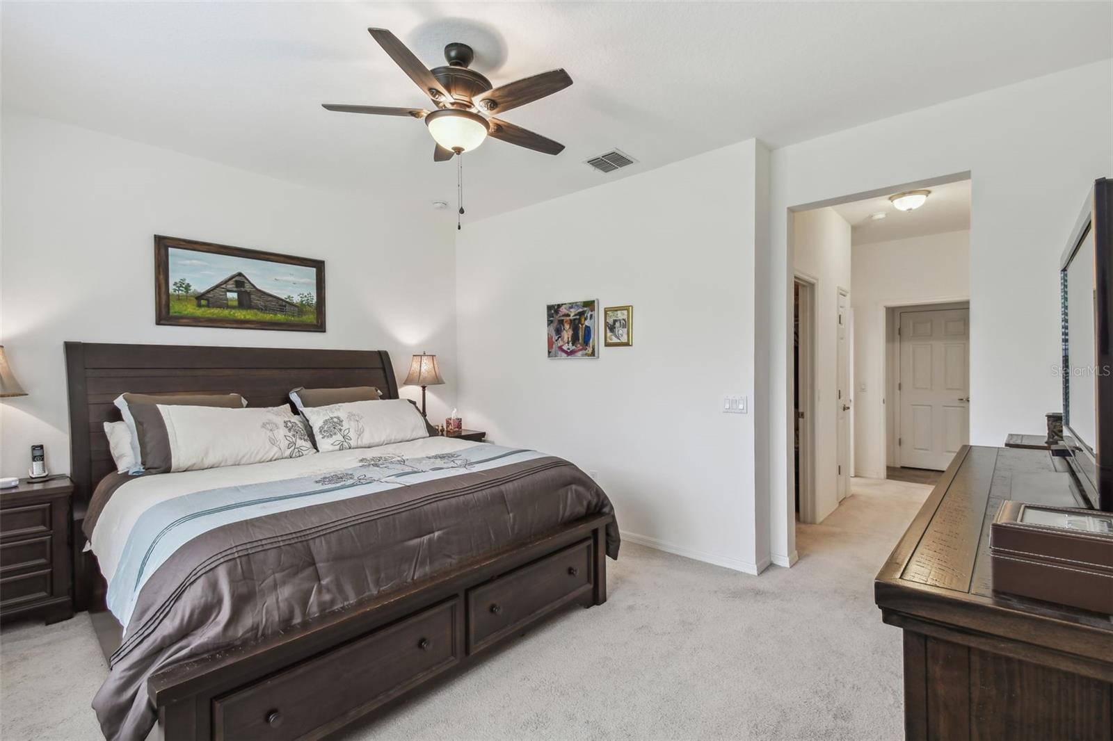 Image 18 of 56 For 1398 Del Mar Drive