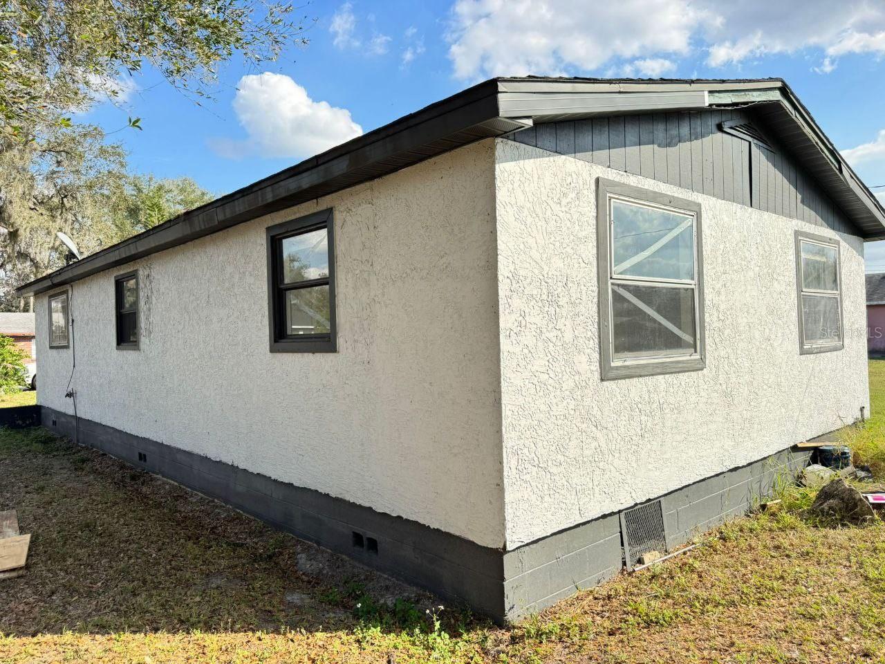 Image 12 of 12 For 708 Pine Avenue