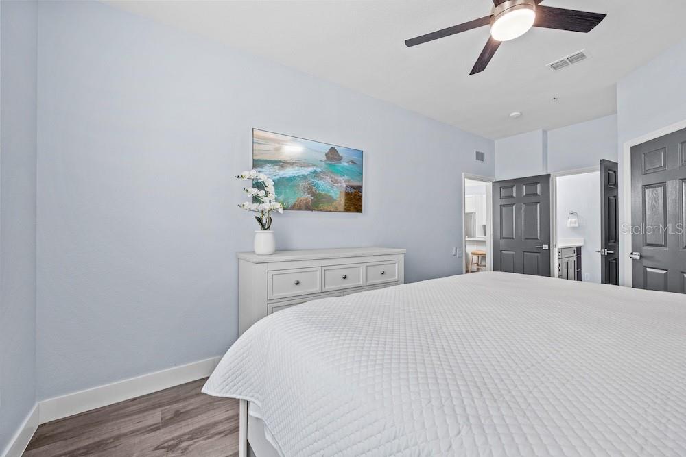 Image 25 of 60 For 7671 Comrow Street 303