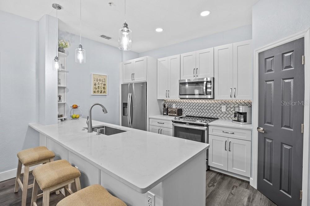 Image 3 of 60 For 7671 Comrow Street 303