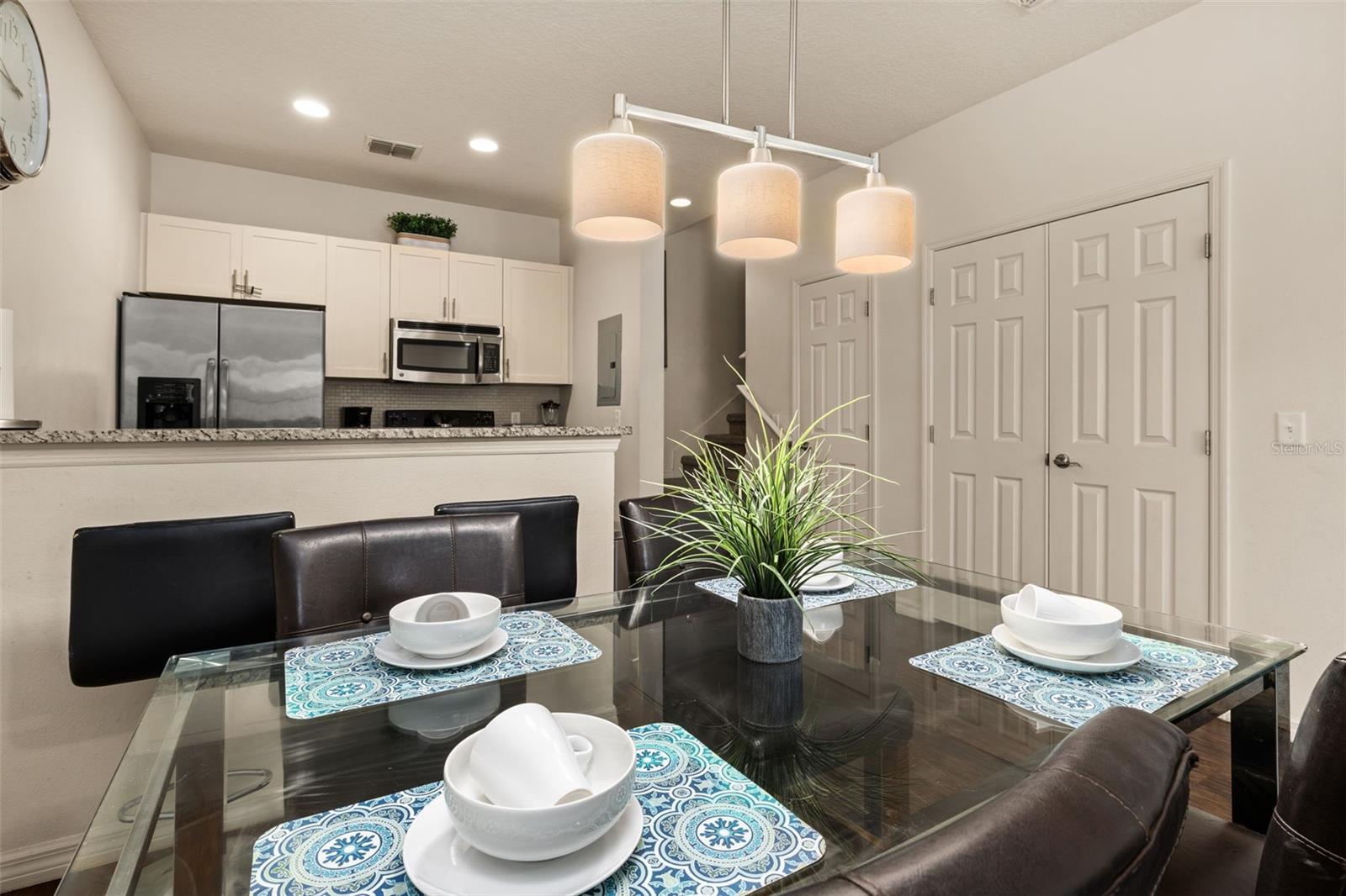 Image 11 of 48 For 5360 Diplomat Court 107