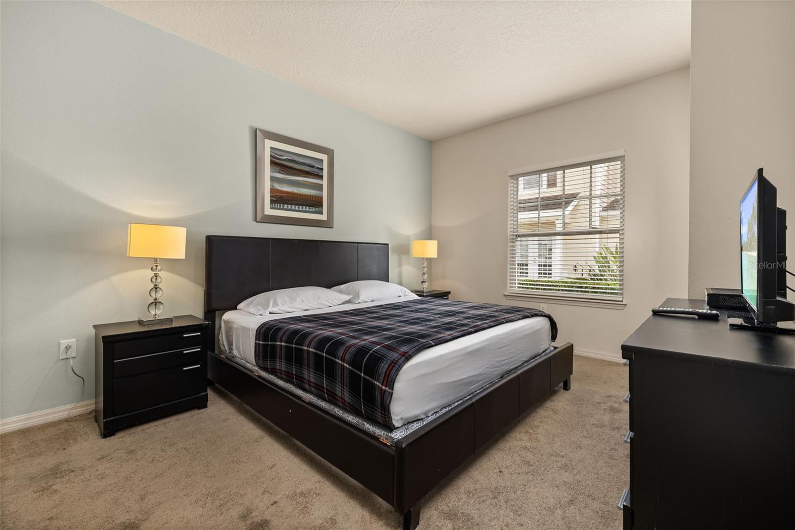 Image 17 of 48 For 5360 Diplomat Court 107
