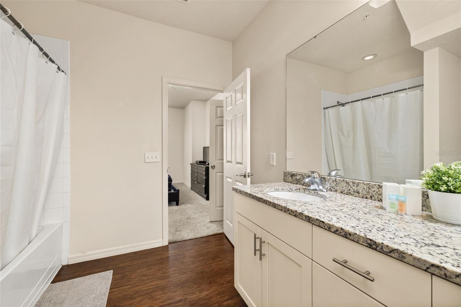 Image 22 of 48 For 5360 Diplomat Court 107