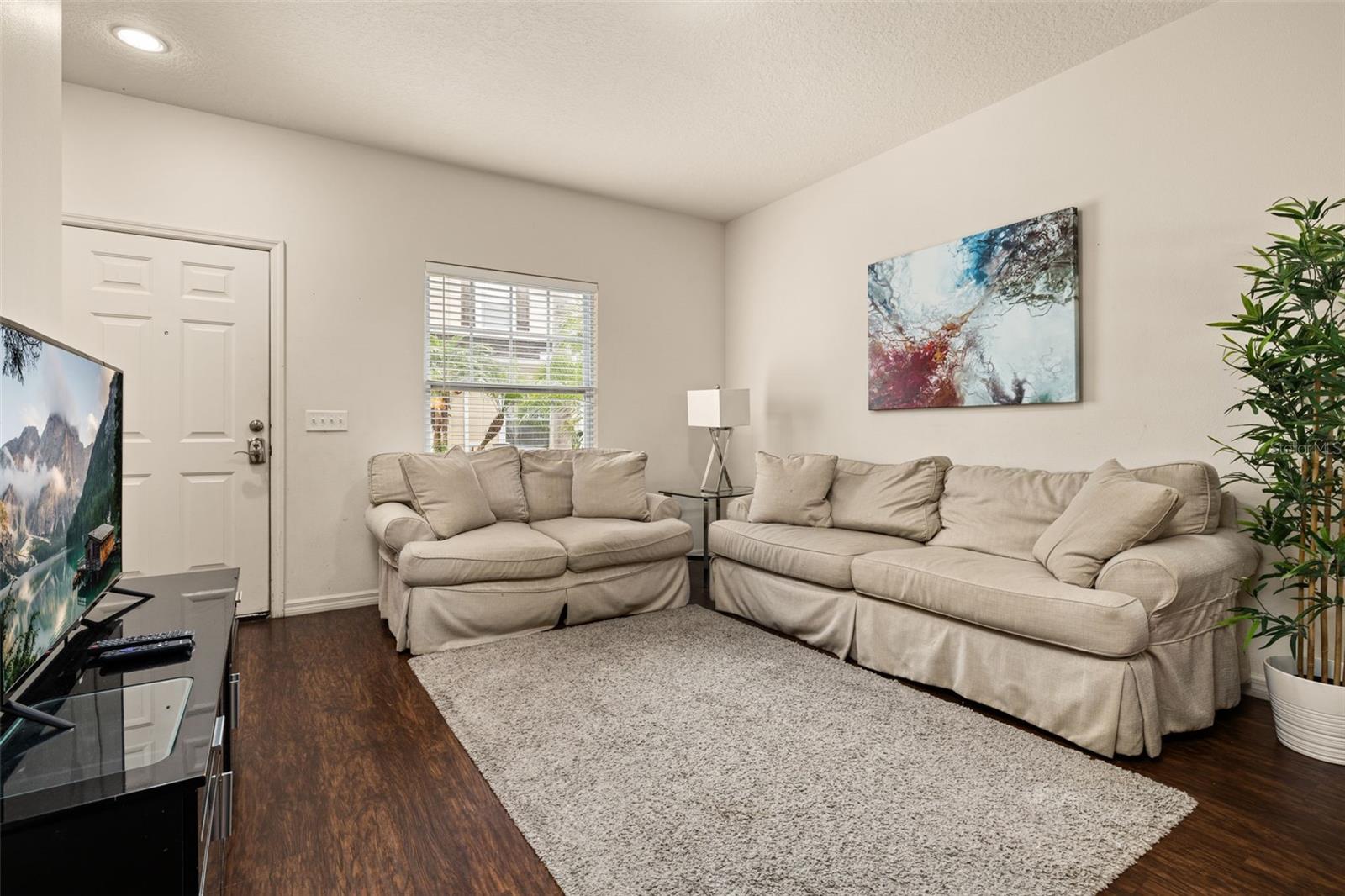 Image 6 of 48 For 5360 Diplomat Court 107