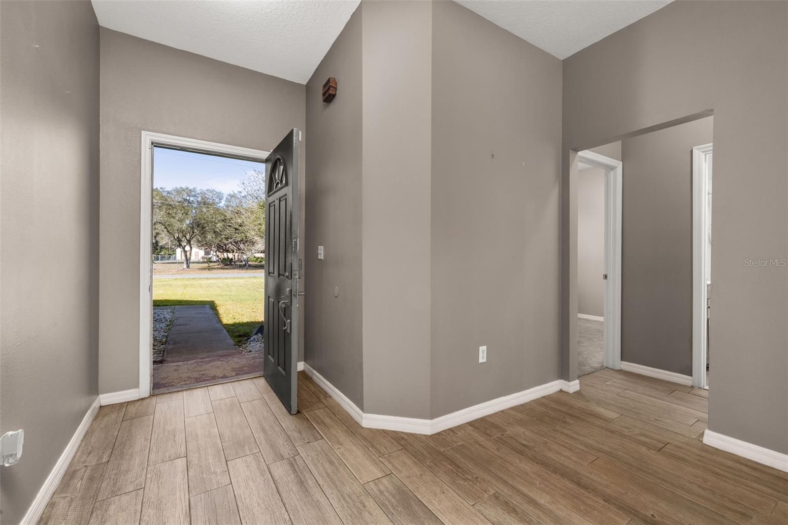 Image 10 of 66 For 1741 Eldorado Court