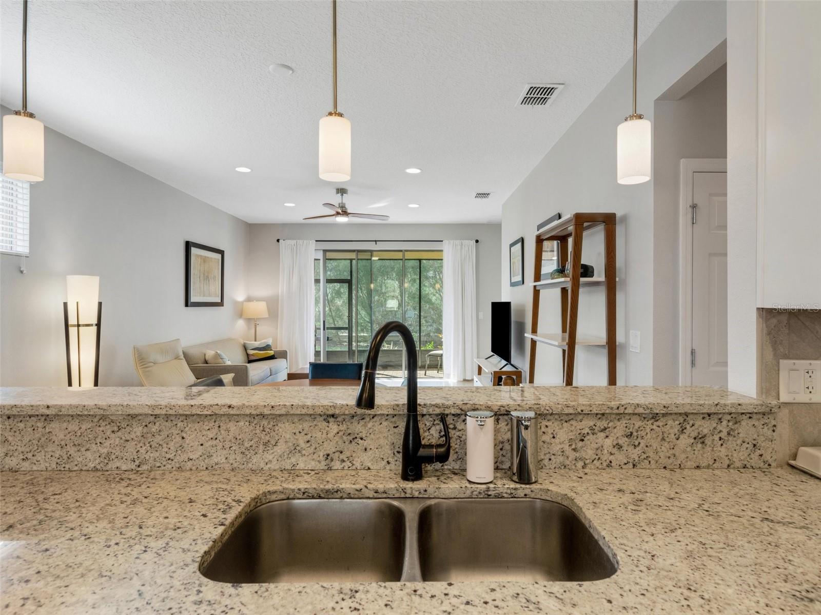 Image 17 of 55 For 1036 Salamanca Place