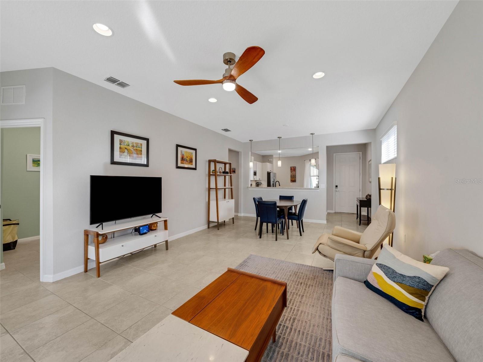 Image 7 of 55 For 1036 Salamanca Place