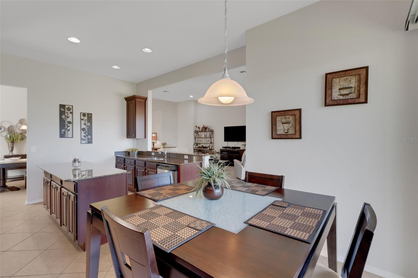 Image 26 of 86 For 280 Del Sol Avenue