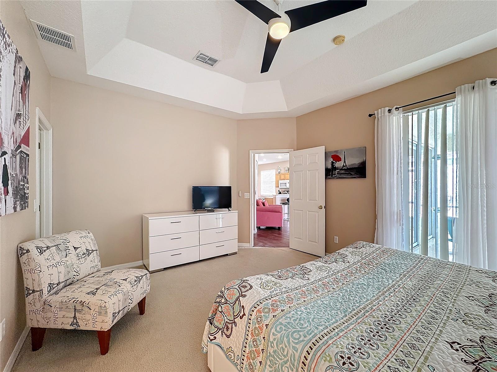 Image 37 of 61 For 331 Henley Circle