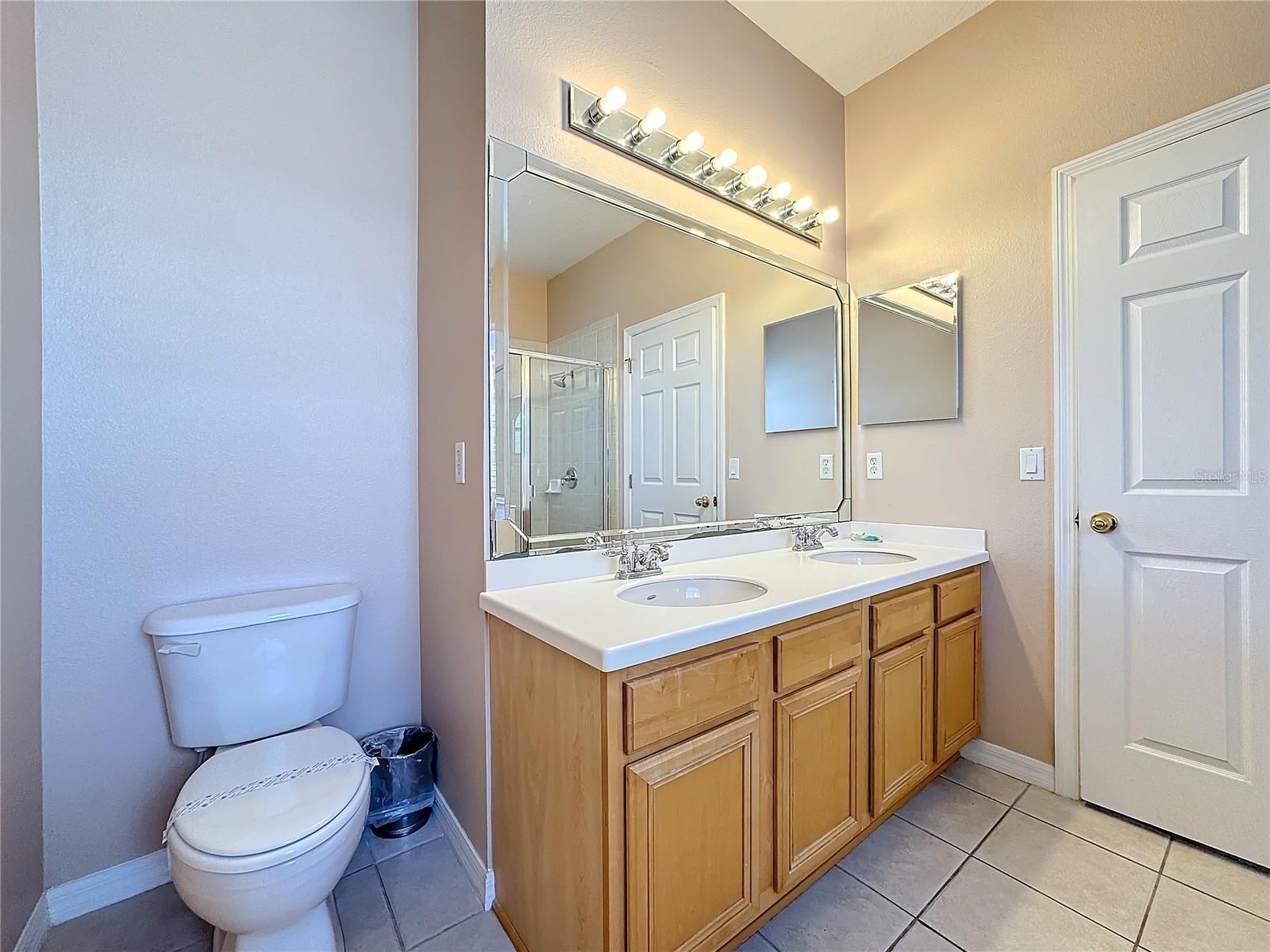 Image 39 of 61 For 331 Henley Circle