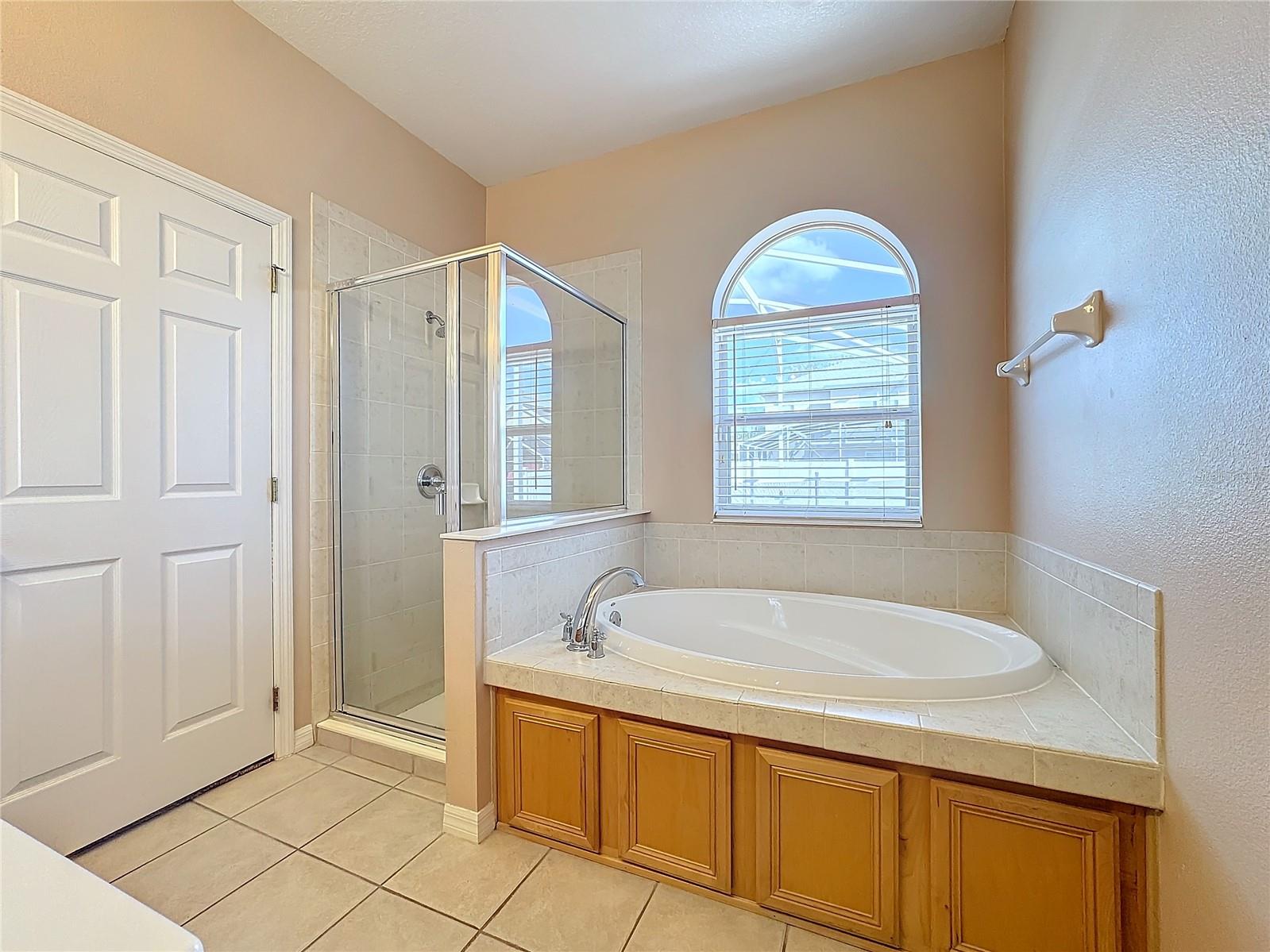 Image 40 of 61 For 331 Henley Circle