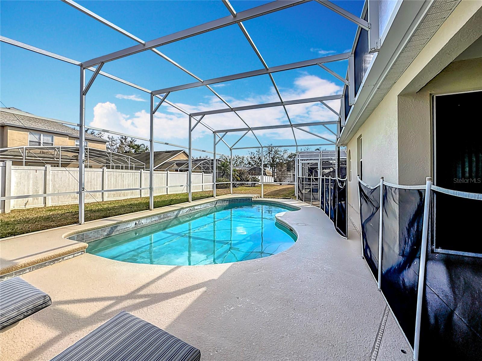 Image 48 of 61 For 331 Henley Circle