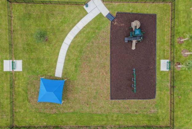 Image 37 of 47 For 1827 Silverbell Loop