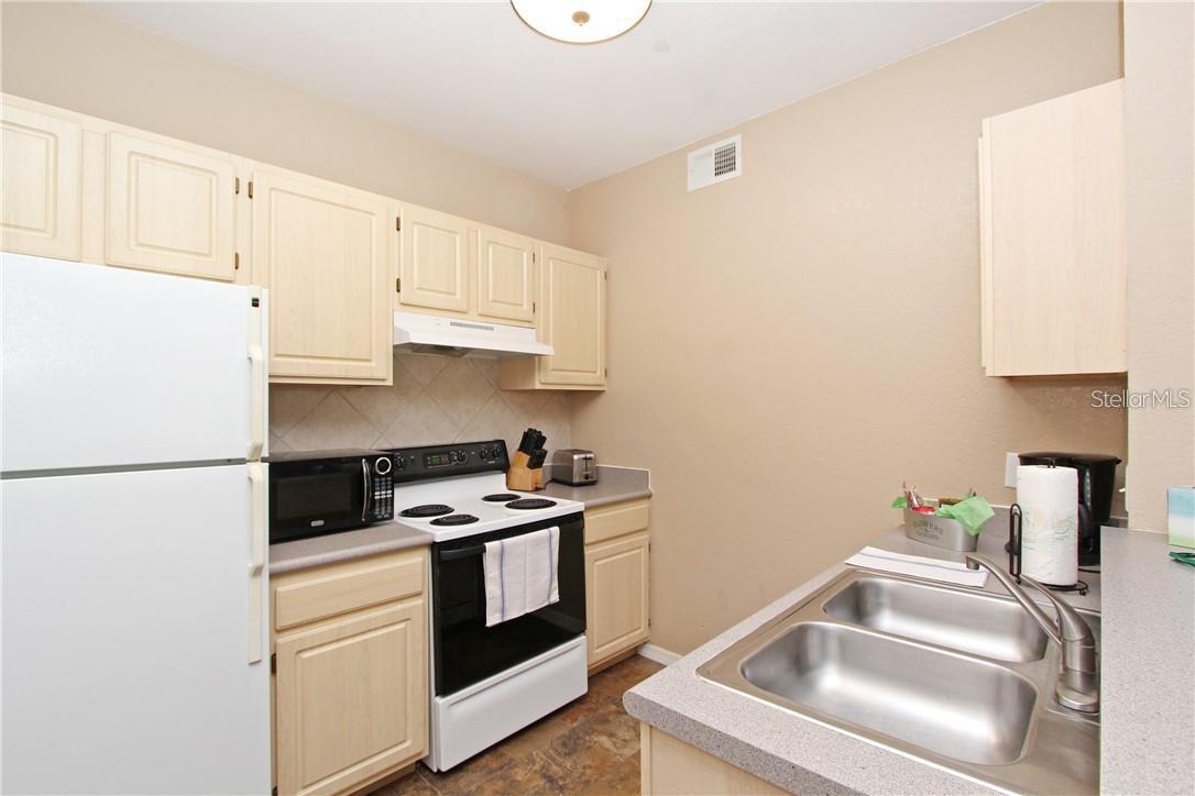 Image 2 of 15 For 8927 Legacy Court 302