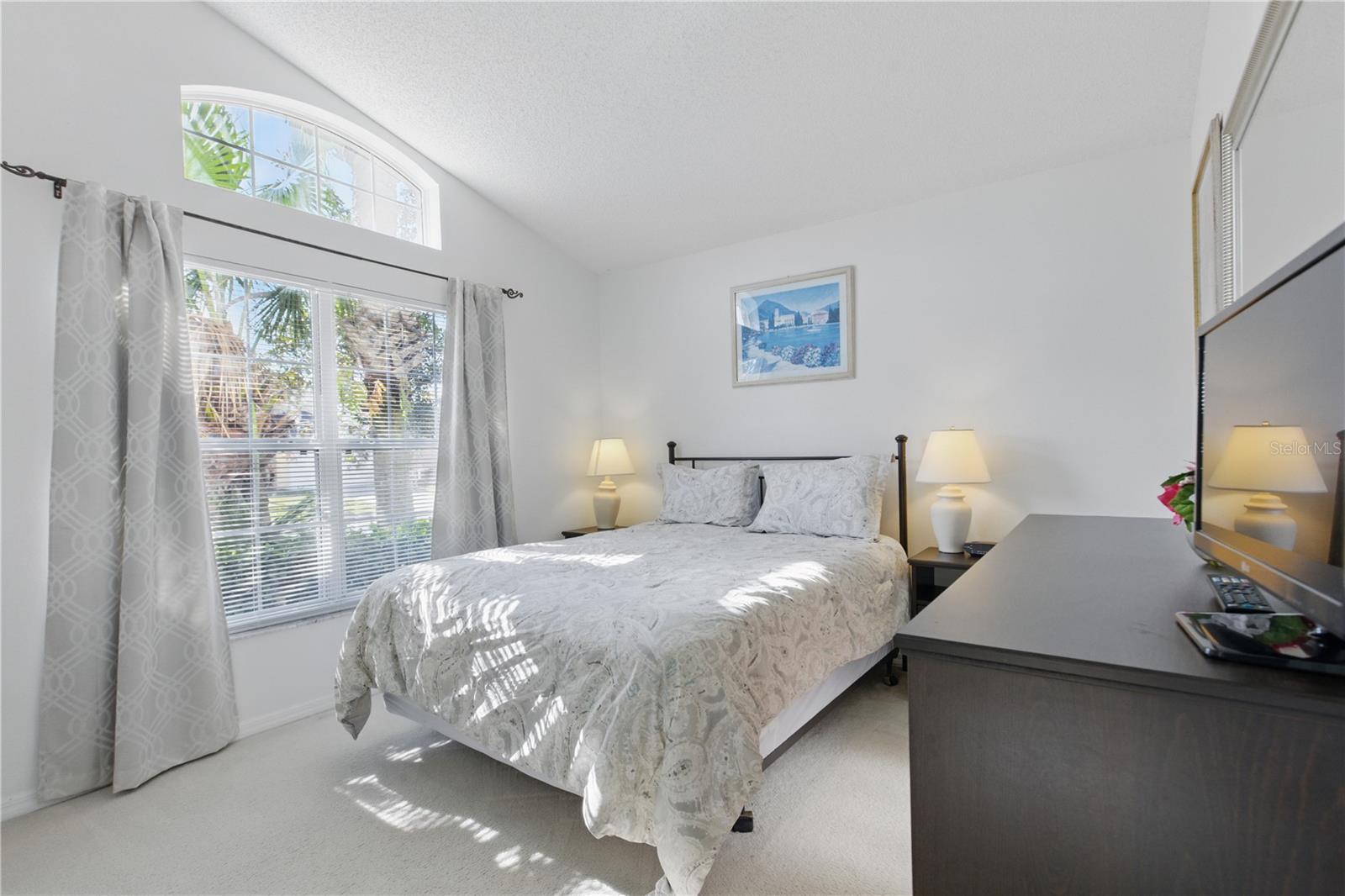 Image 10 of 35 For 8595 Sunrise Key Drive