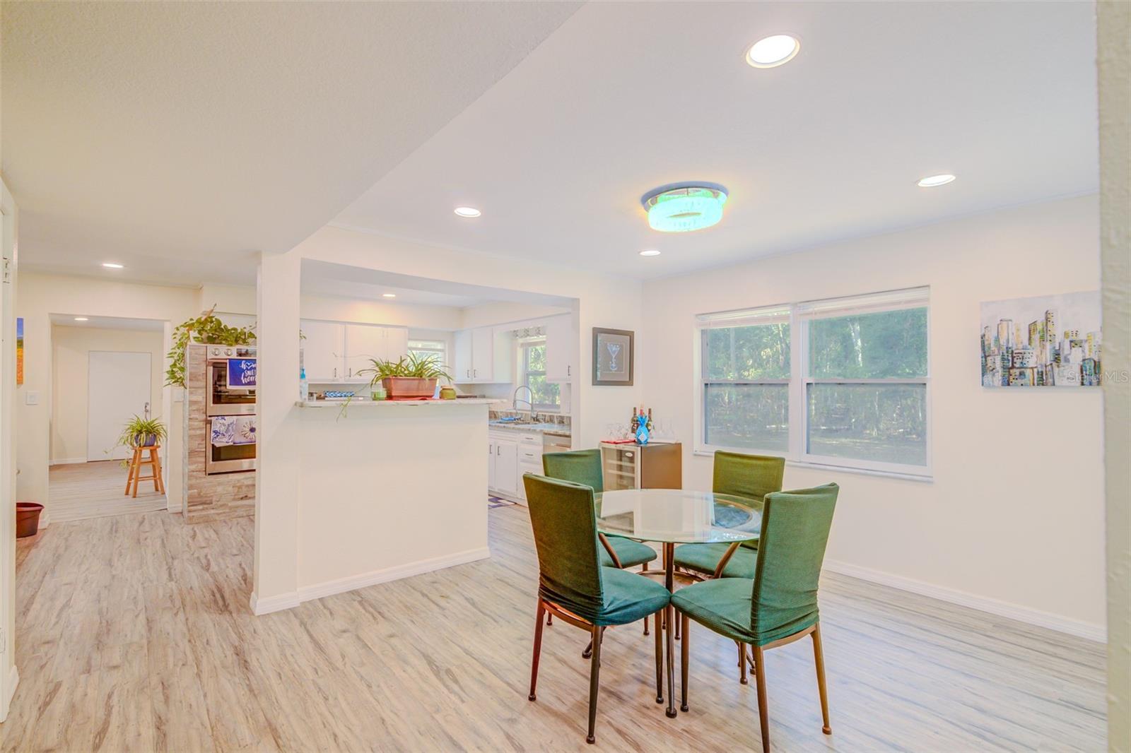 Image 16 of 78 For 15345 Rockridge Road