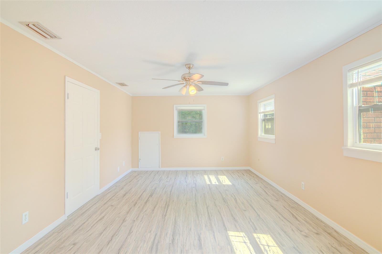 Image 40 of 78 For 15345 Rockridge Road