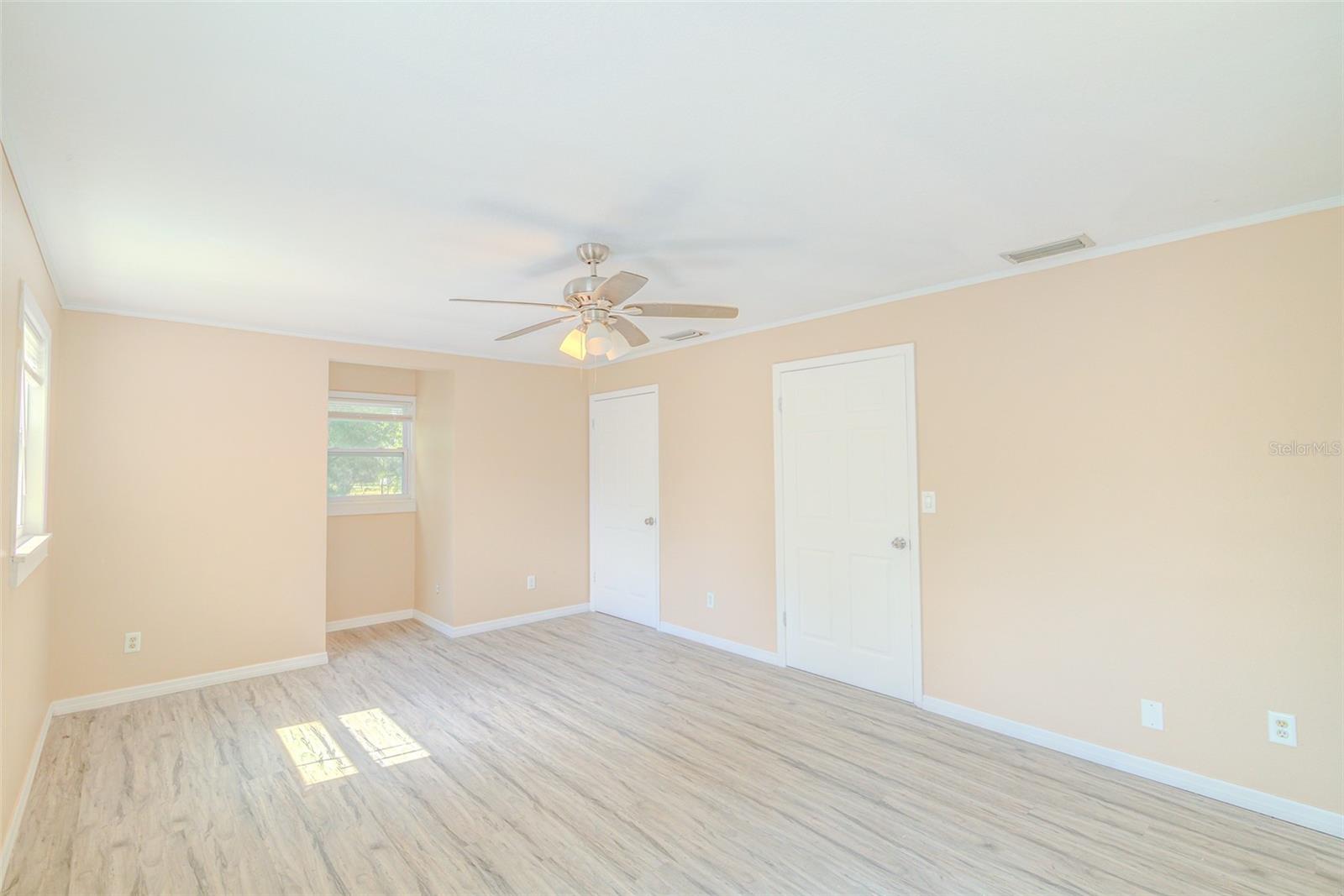 Image 41 of 78 For 15345 Rockridge Road