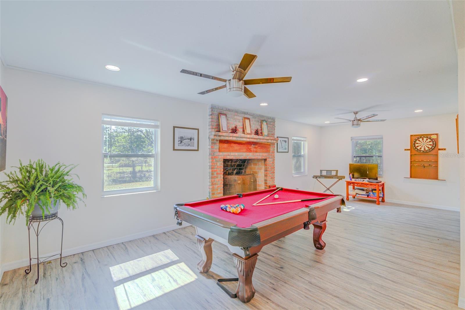 Image 9 of 78 For 15345 Rockridge Road