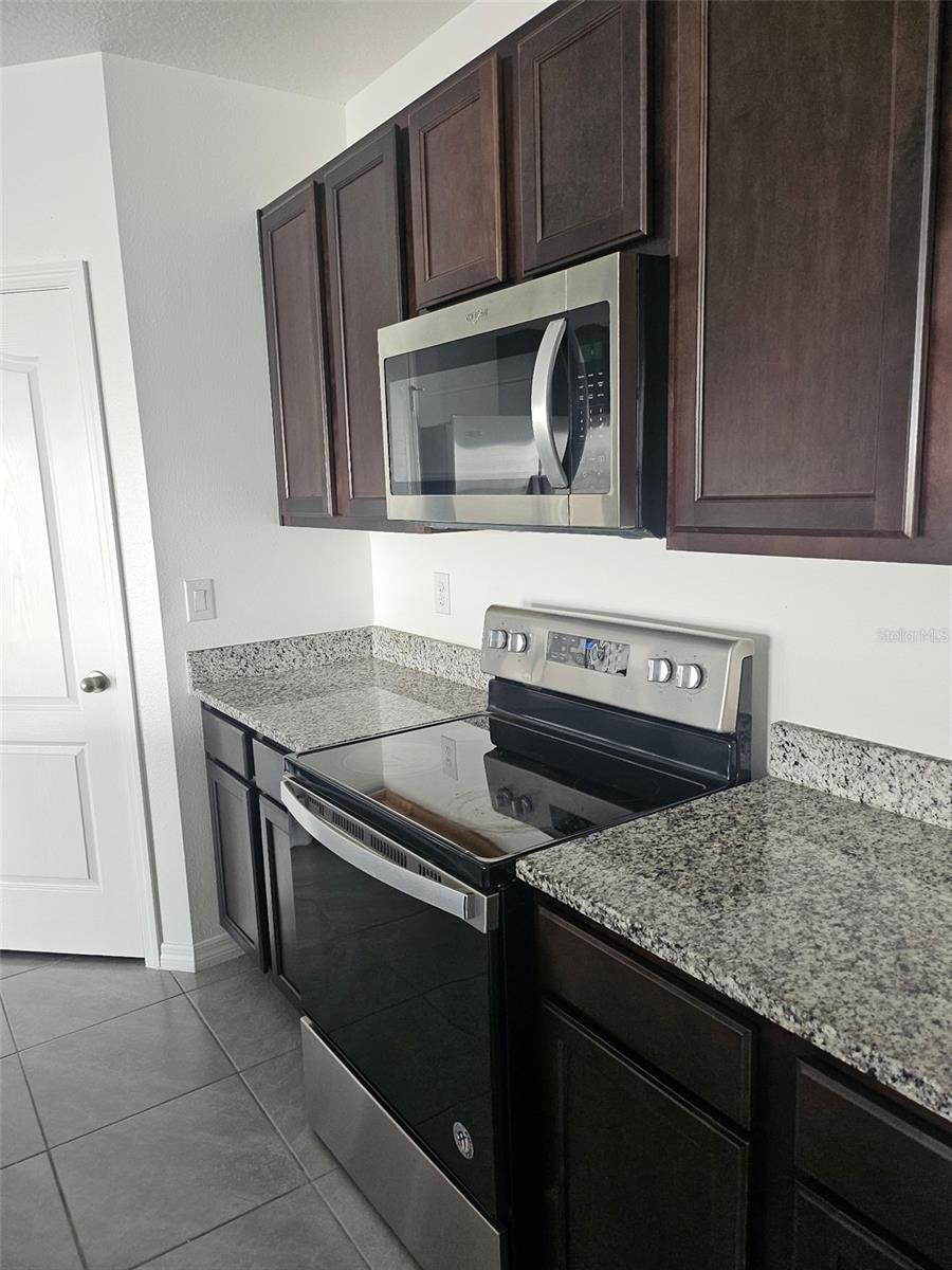 Image 4 of 10 For 484 Tortugas Street