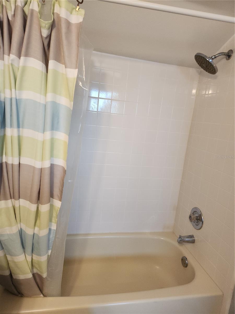 Image 20 of 21 For 2845 Hunt Club Lane