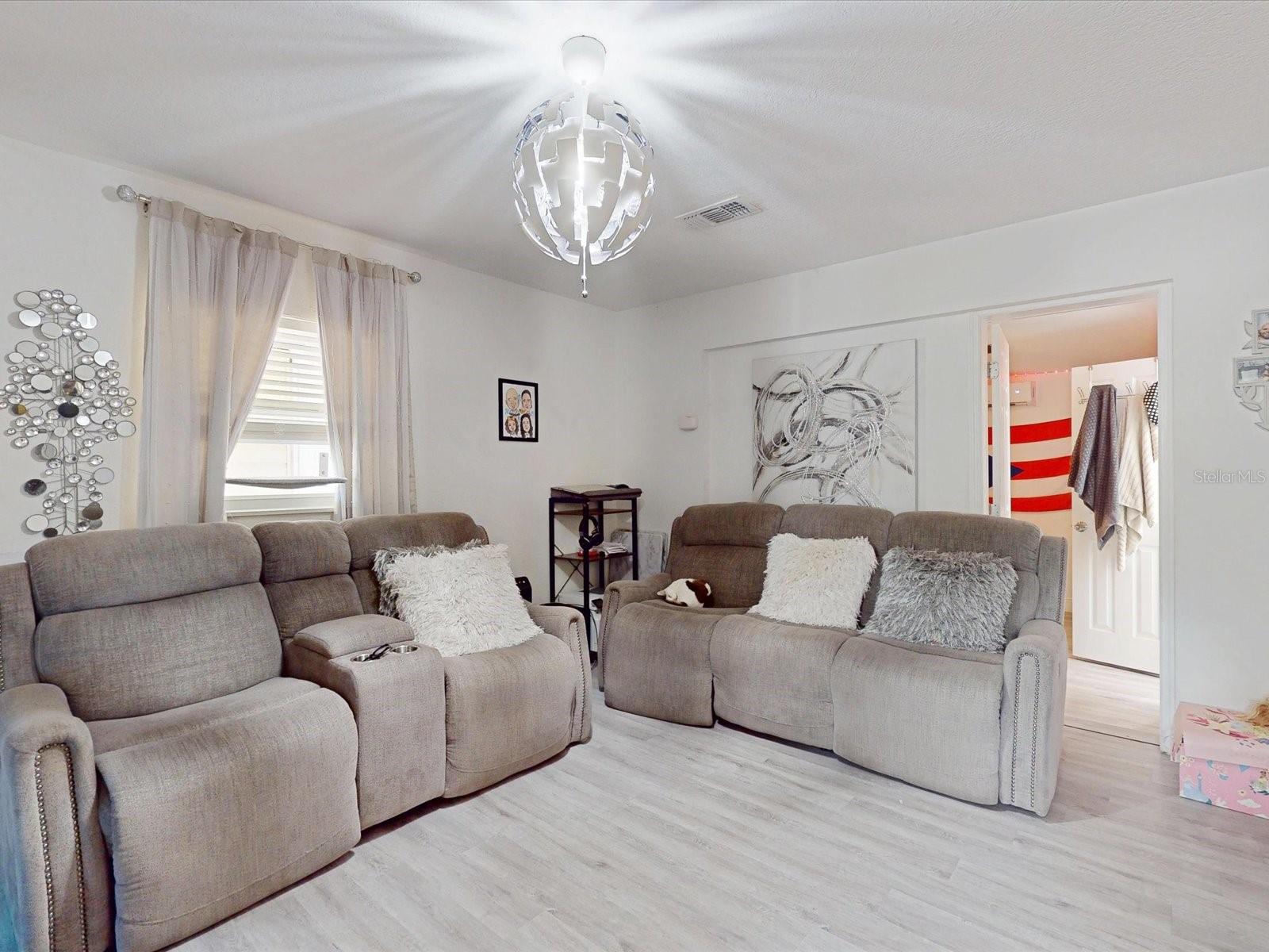 Image 4 of 22 For 8101 Dominguin Street