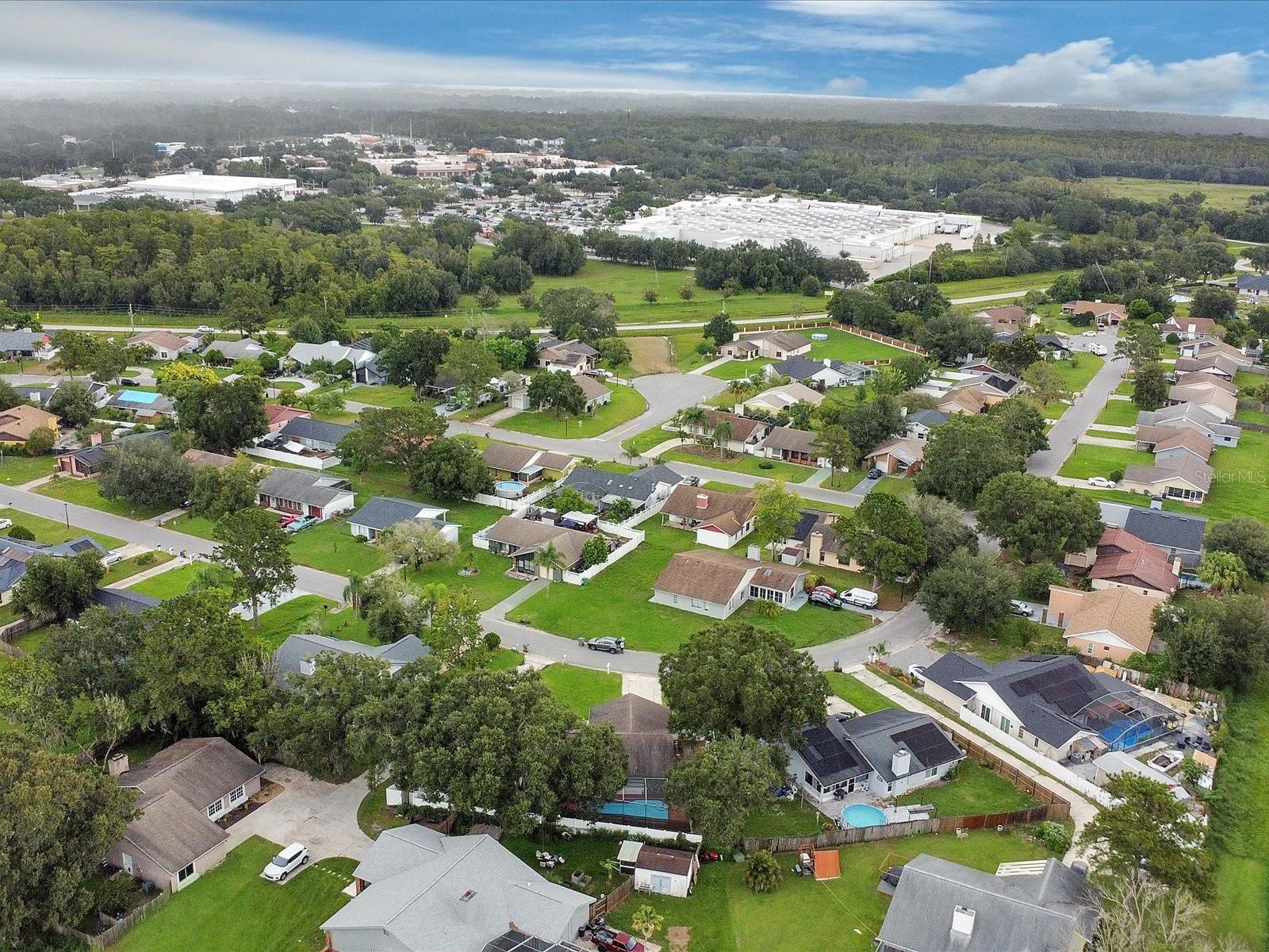 Image 25 of 27 For 830 Flag Lane