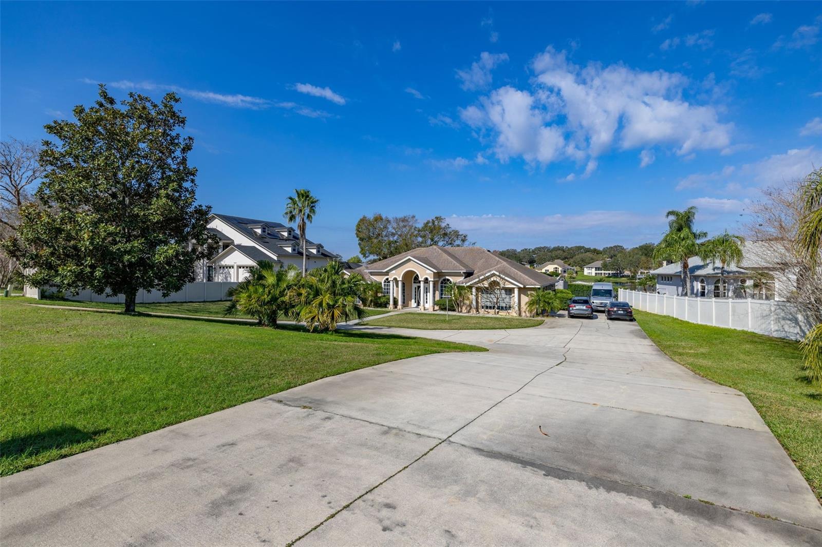 Image 87 of 97 For 10919 Lakeshore Drive