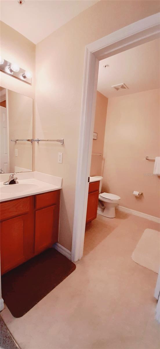 Image 14 of 16 For 4004 Santa Maria Drive 106