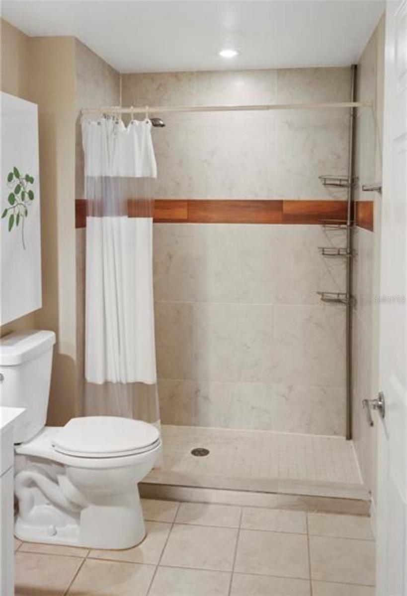 Image 7 of 11 For 3384 Corona Village Way 102
