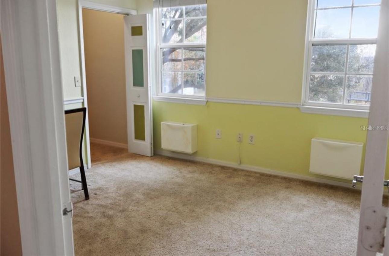 Image 8 of 11 For 3384 Corona Village Way 102