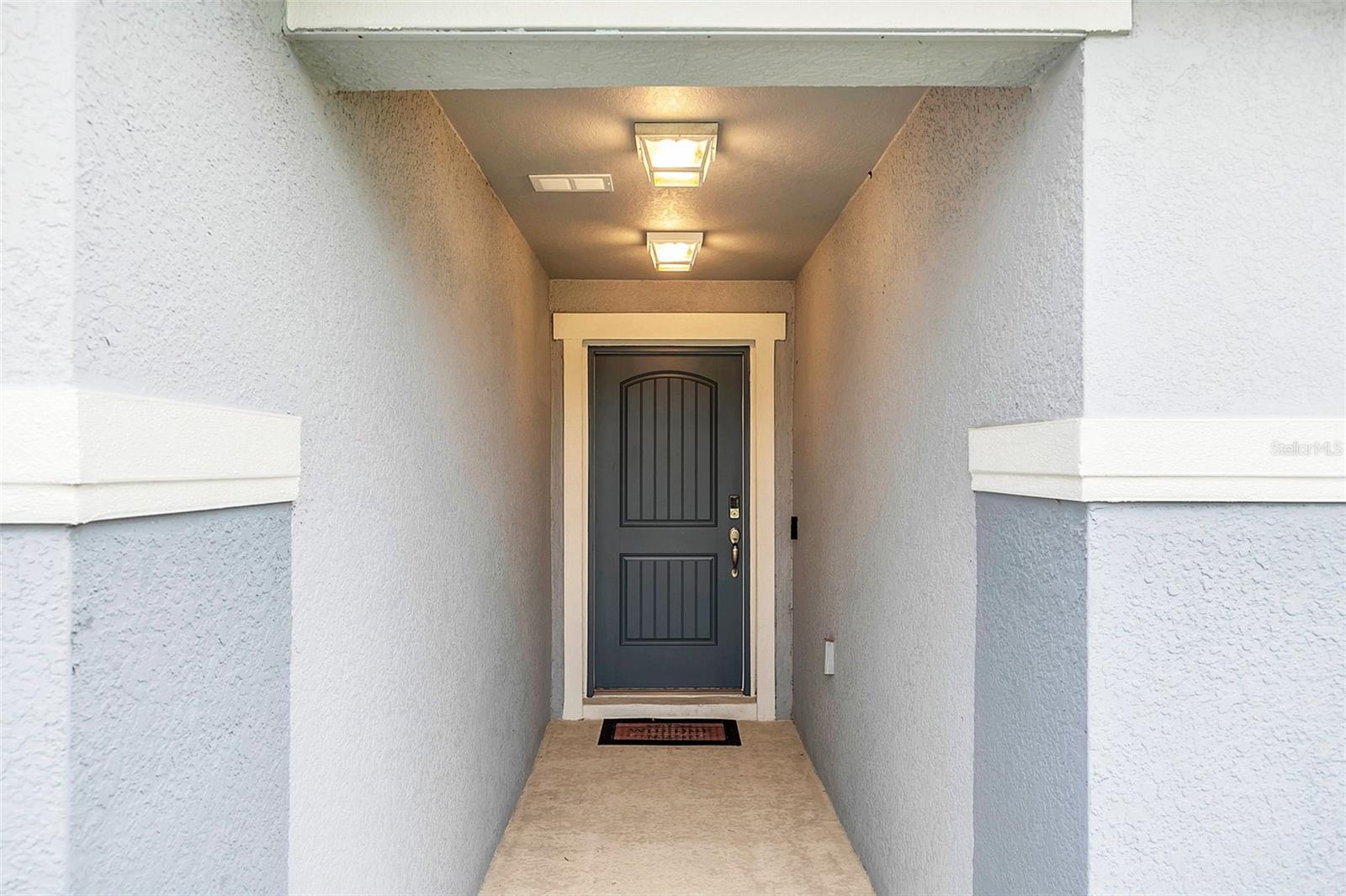 Image 4 of 32 For 1877 River Crest Avenue