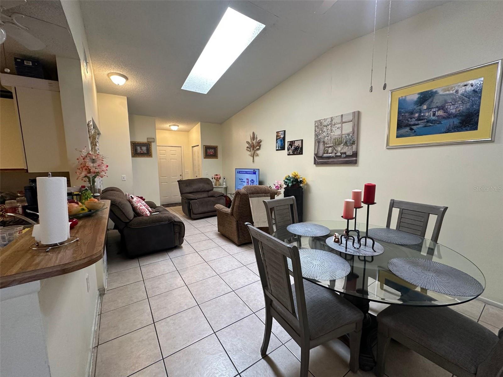 Image 6 of 23 For 996 Dolphin Drive